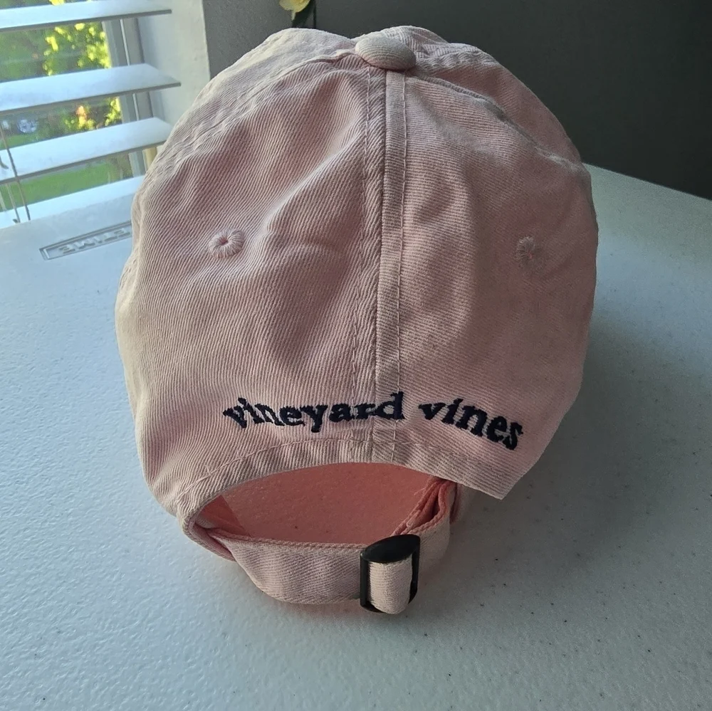 Vineyard Vines pink womens trucker cap hat snap back one size embroidered cap